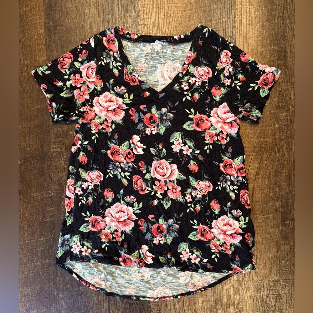 LuLaRoe Black and Pink floral Short Sleeve v neck Tee